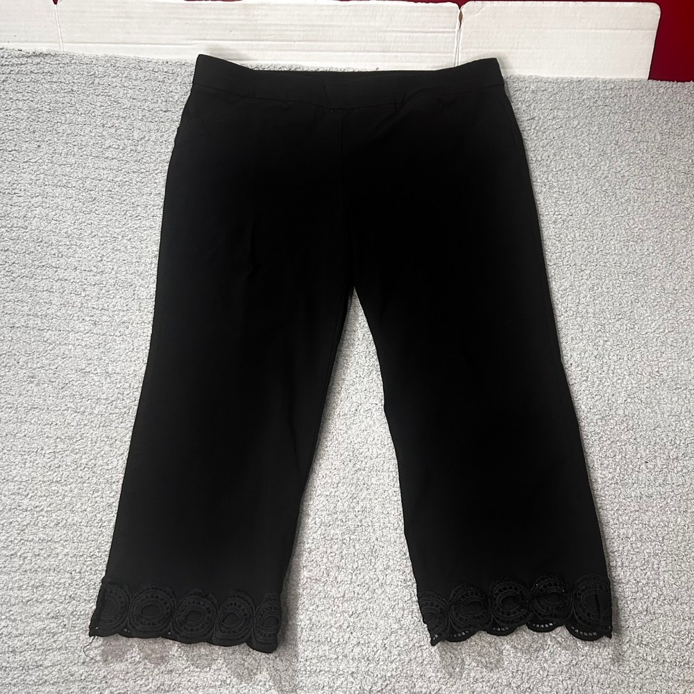 Briggs Capri Pants Vintage Lace Hem 12 Black Dark Academia Coquette Retro Chic